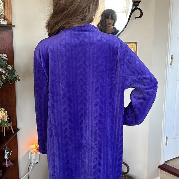 NWOT Collections Etc Vintage Purple Zip Up Robe Duster House Coat Cozy Midi - Picture 9 of 15